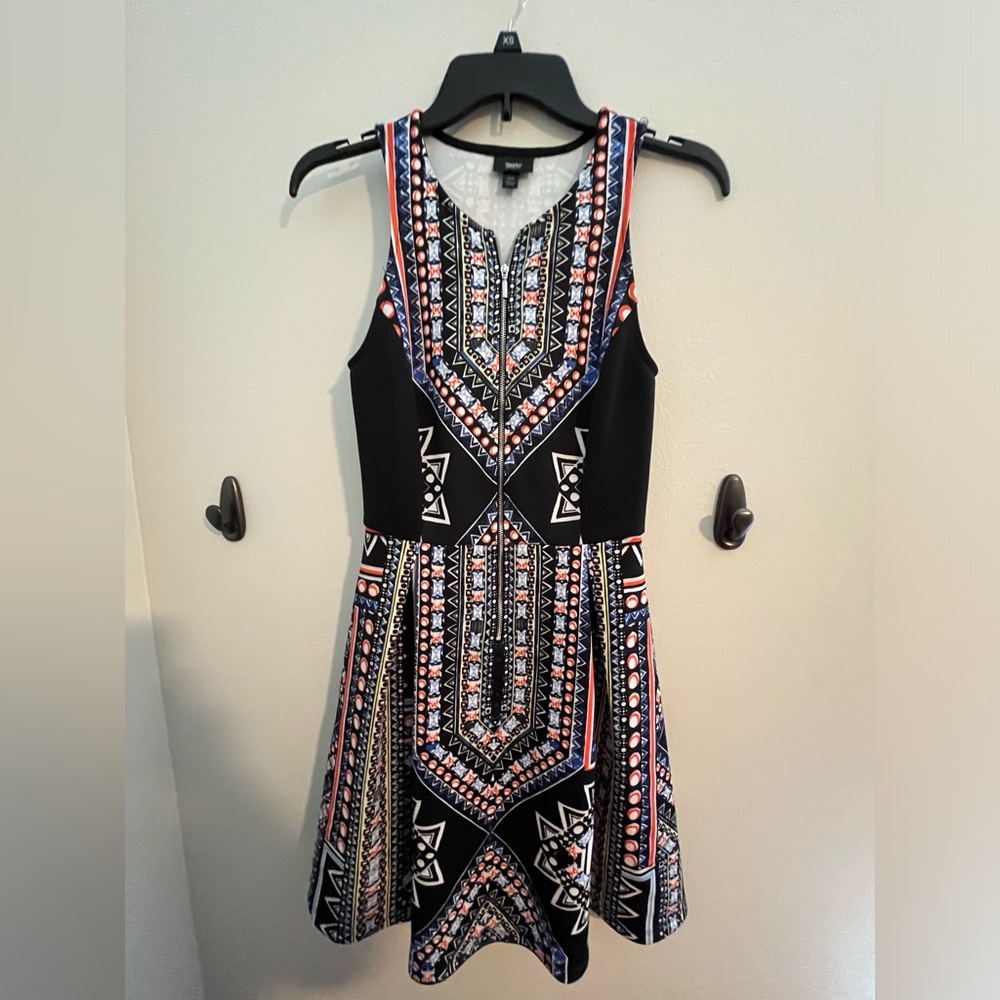Worn once, cute a-line pattern dress